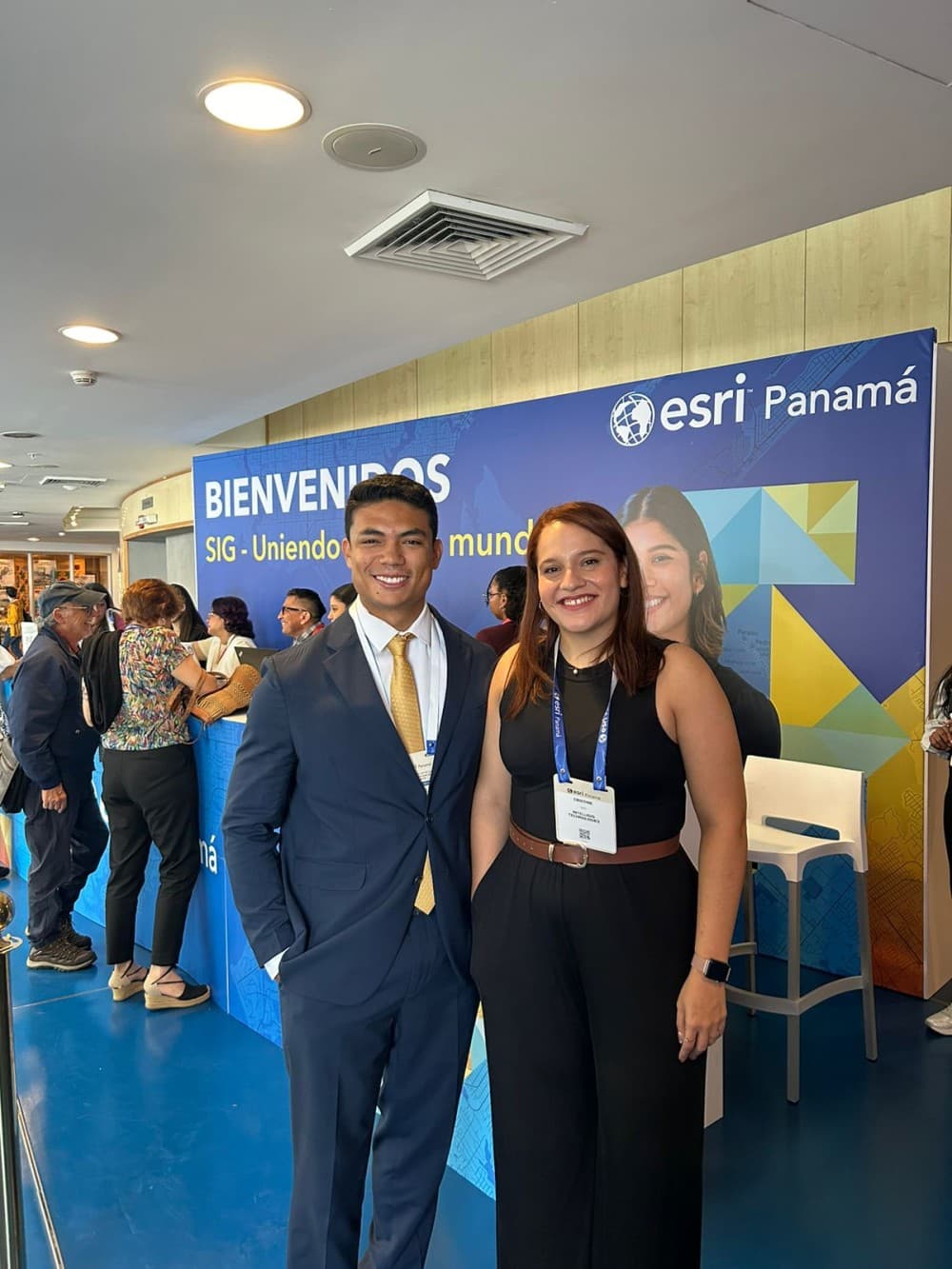 Intelligis participa en CUE 2024 Panamá, destacando su visión en transformación digital para PYMES